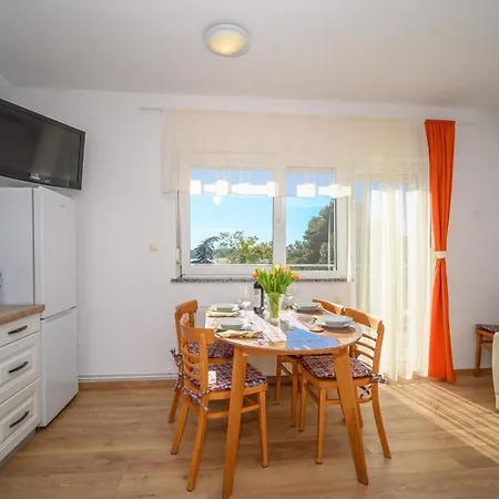 Suden Apartament *